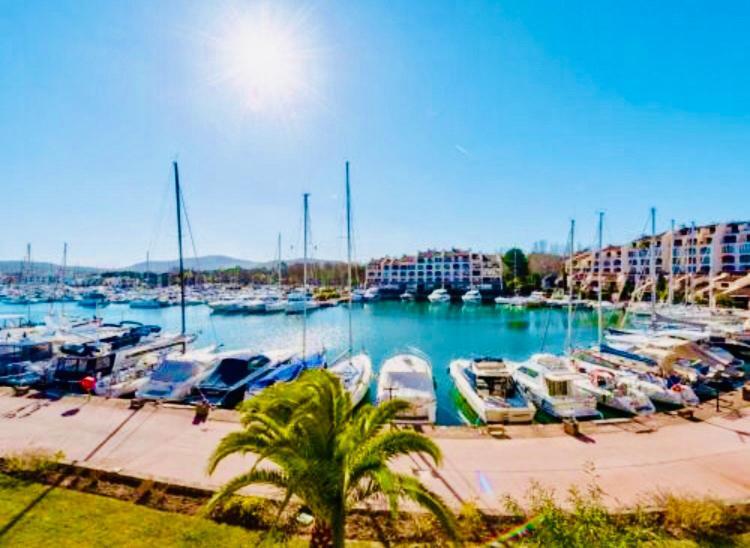 Petit Cocon Magnifique Vue Sur Marina Dans Le Golfe De Saint Tropez Leilighet Cogolin Eksteriør bilde